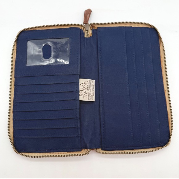 Bella‎ Taylor Wallet Clutch Aztec Print Zip Around great fade look Womens - Picture 5 of 13